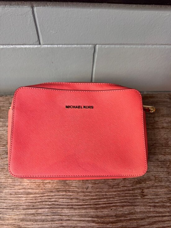 Michael Kors Handbags - Michael Kors Coral Saffiano Double Zip Crossbody Bag Gold Hardware MK Logo Linin